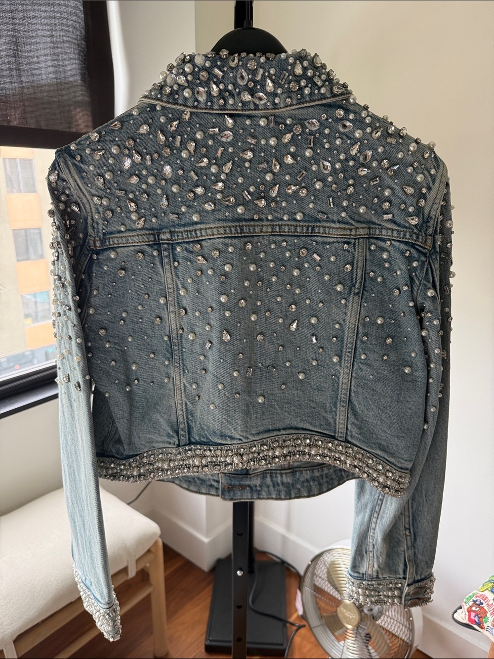Alice + Olivia Light Blue Denim Jacket - Picture 6 of 7